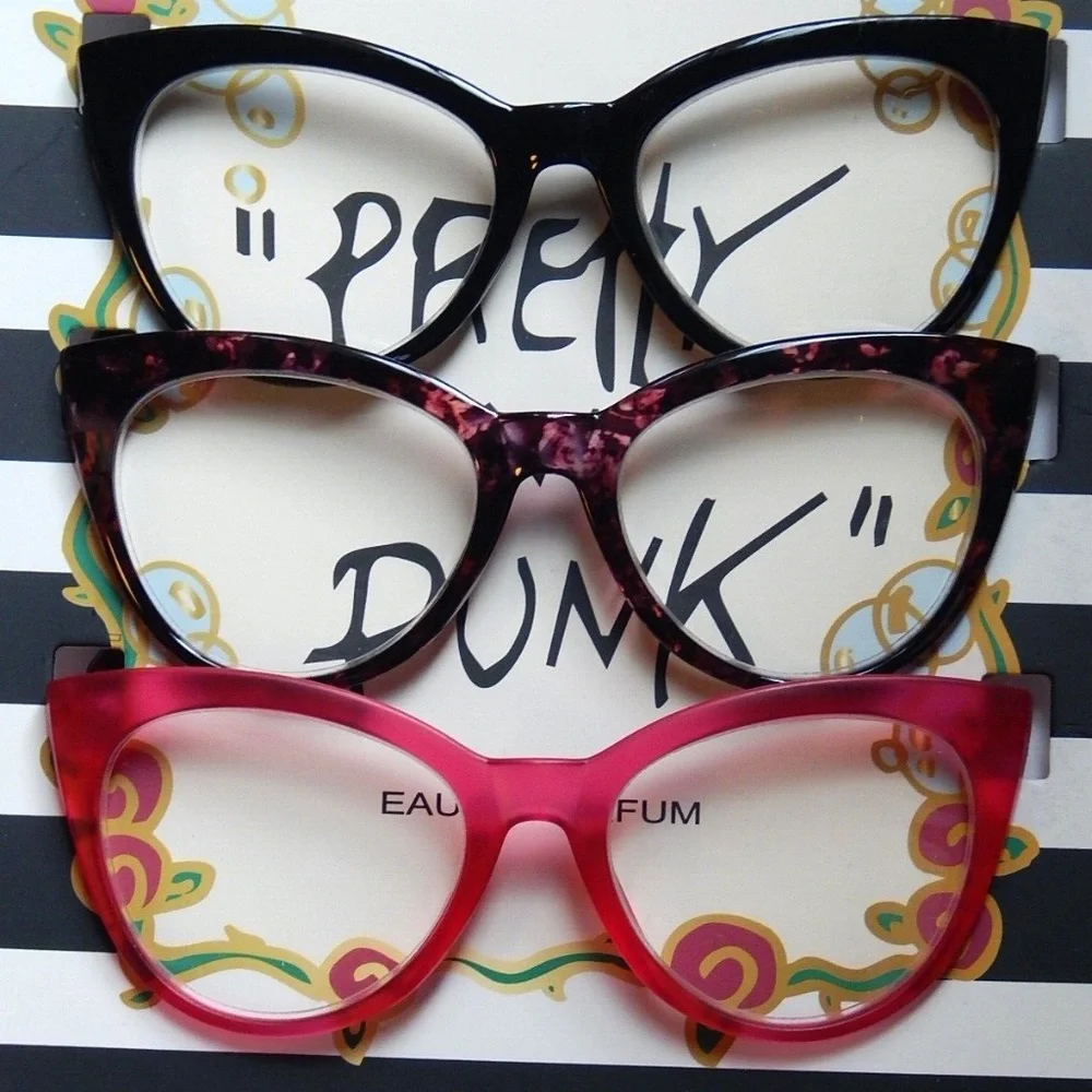 BETSEY JOHNSON 3-PACK READERS READING GLASSES +2.50 NEW AUTHENTIC NWT